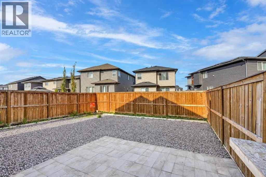 314 Corner Meadows Way NE