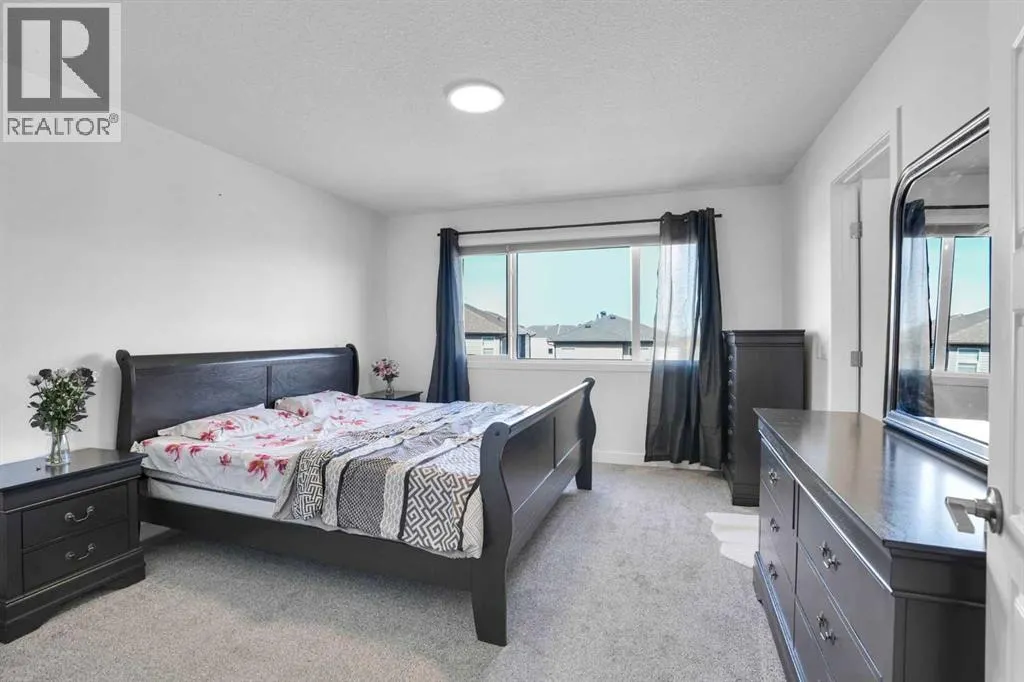 314 Corner Meadows Way NE