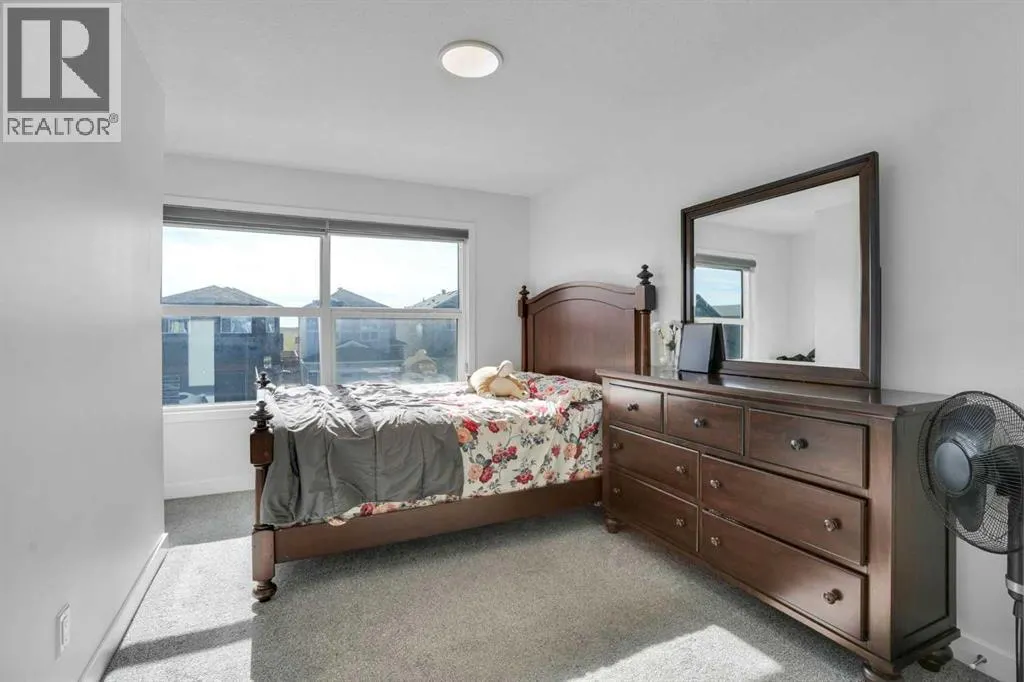 314 Corner Meadows Way NE