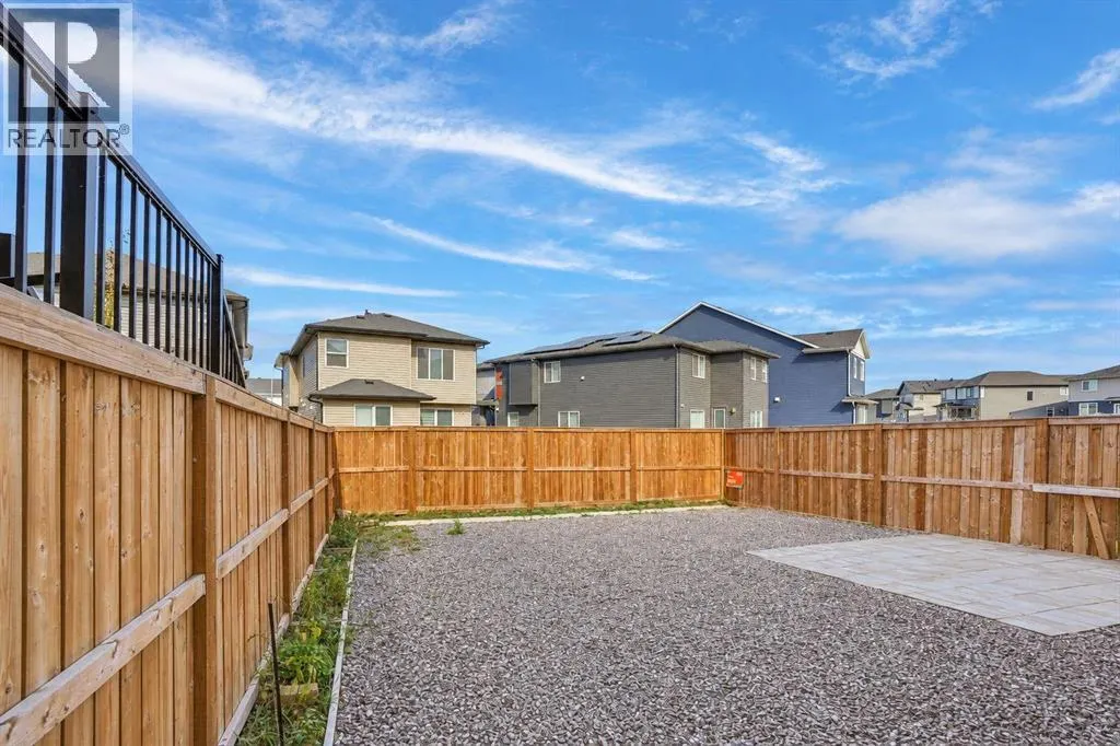 314 Corner Meadows Way NE