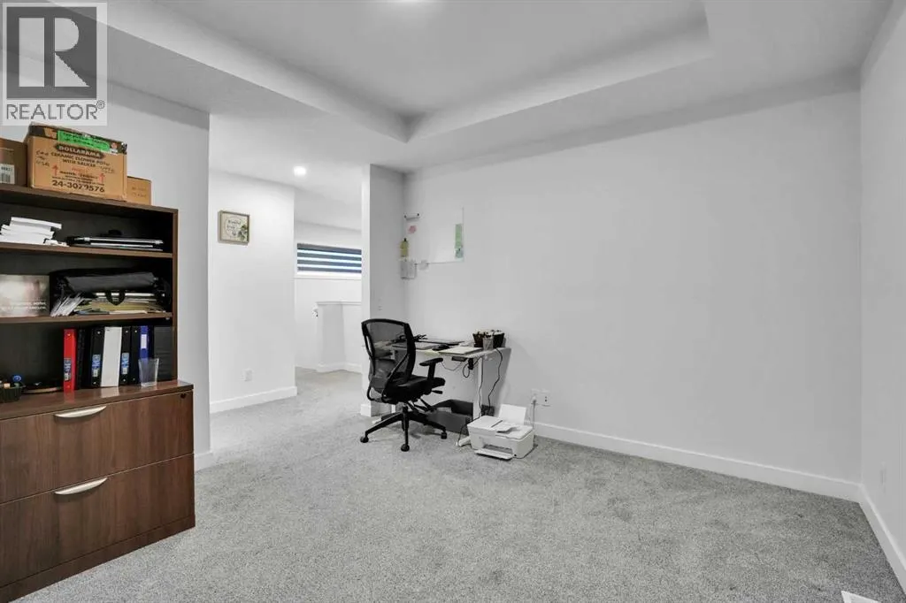 314 Corner Meadows Way NE