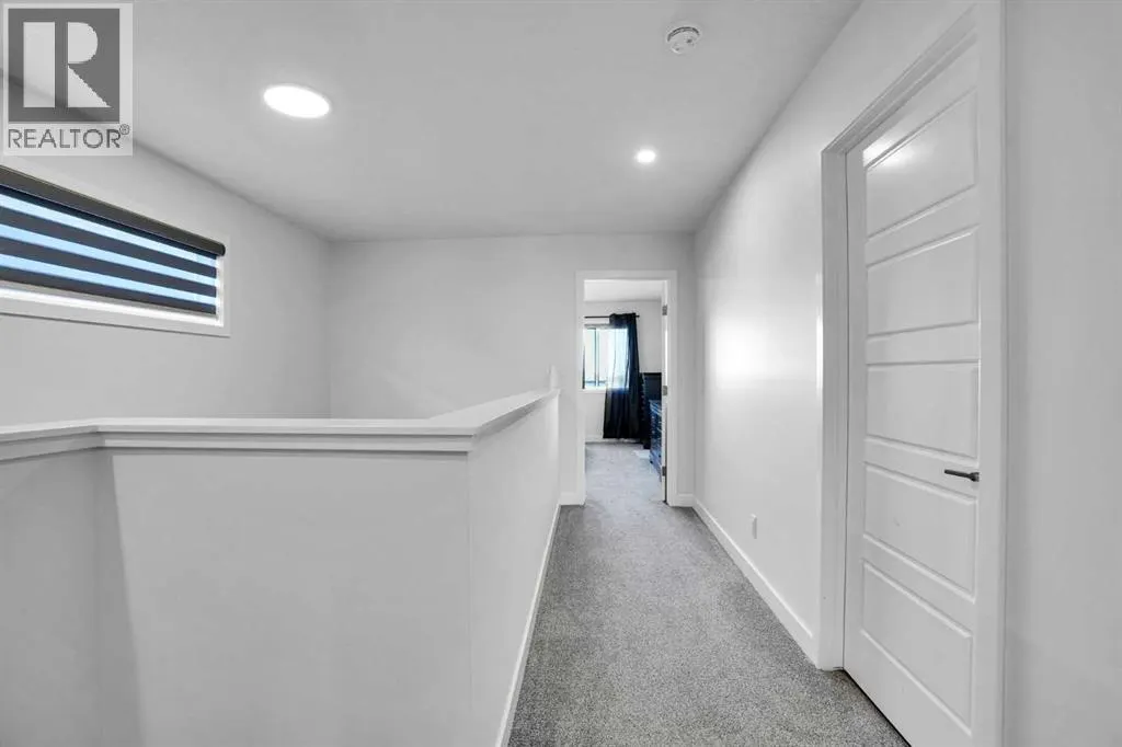 314 Corner Meadows Way NE
