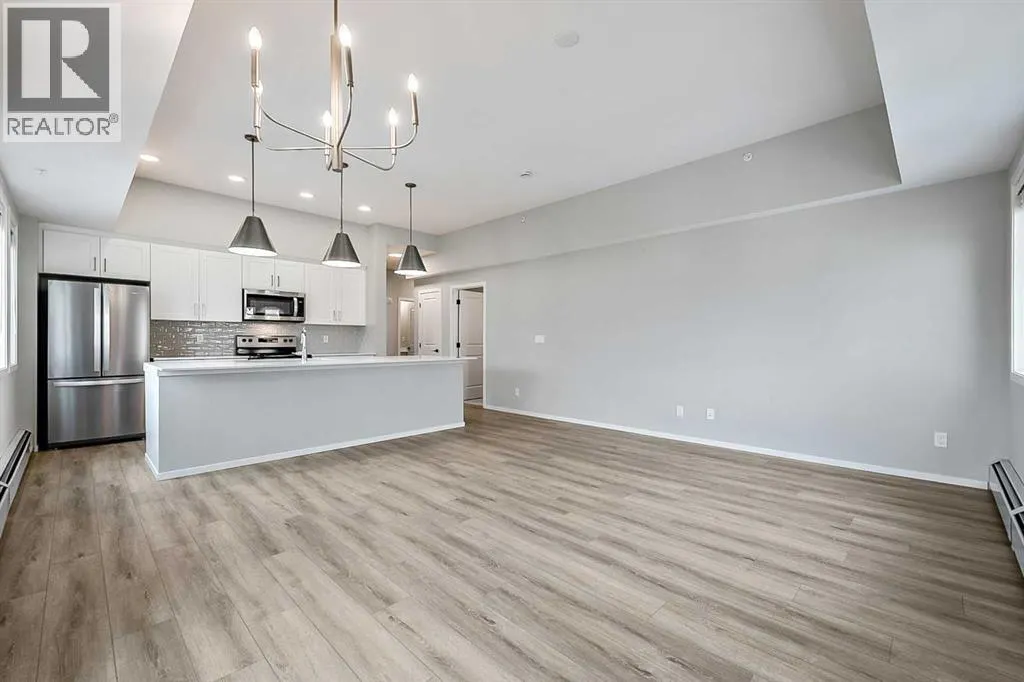 402, 140 Mahogany Street SE