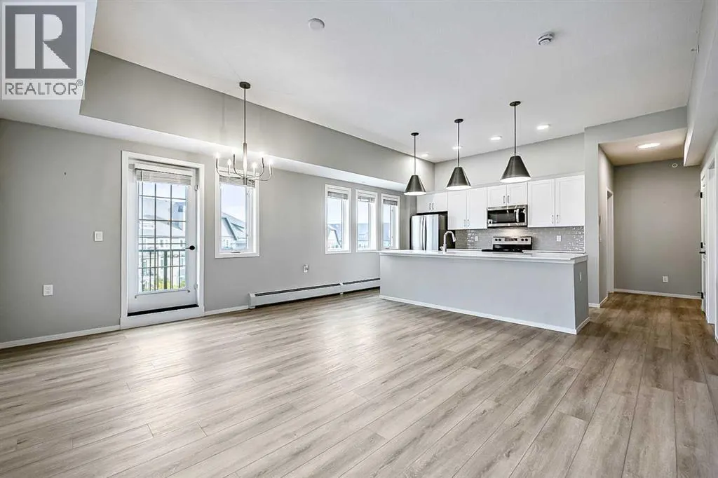 402, 140 Mahogany Street SE