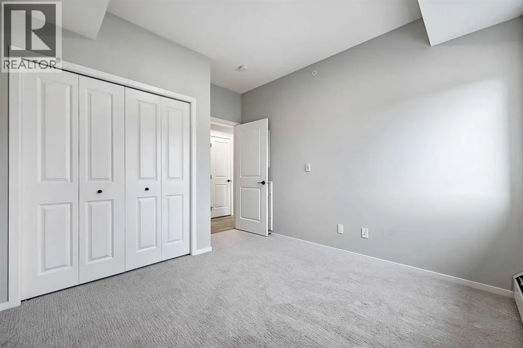 402, 140 Mahogany Street SE
