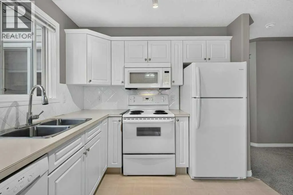 1202, 7451 Springbank Boulevard SW