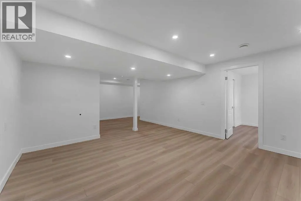 210 Crimson Lane