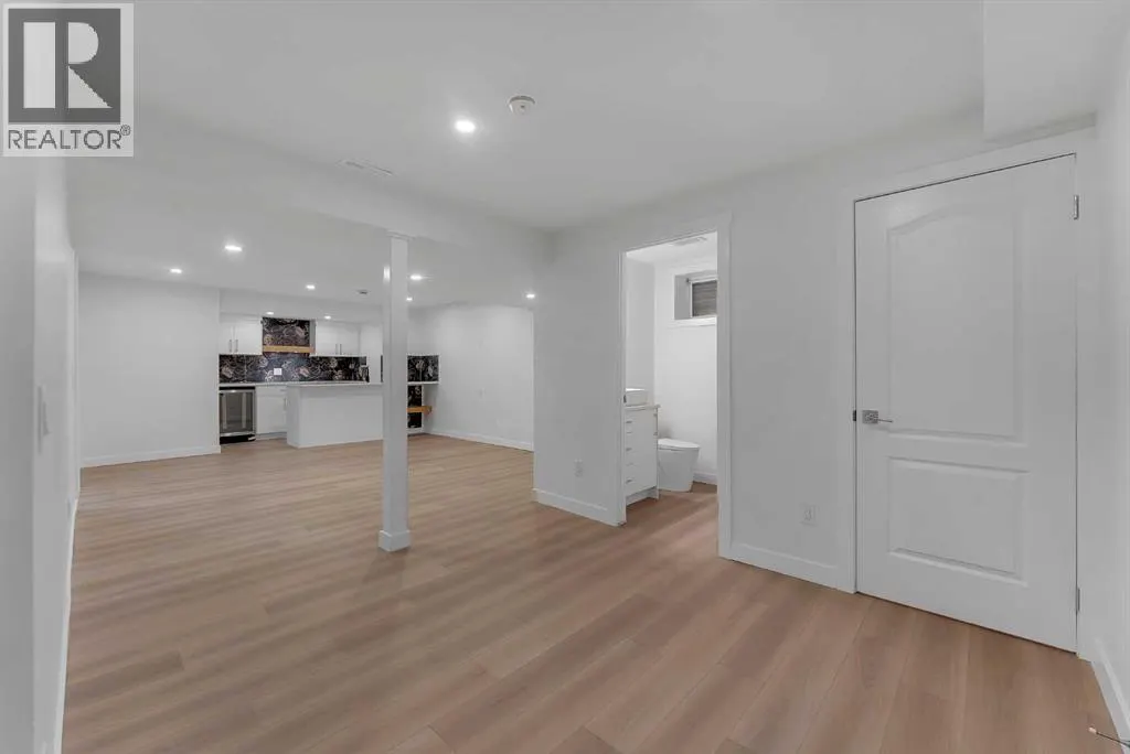 210 Crimson Lane