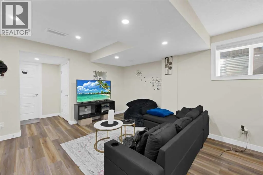 237 Cornerstone Manor NE