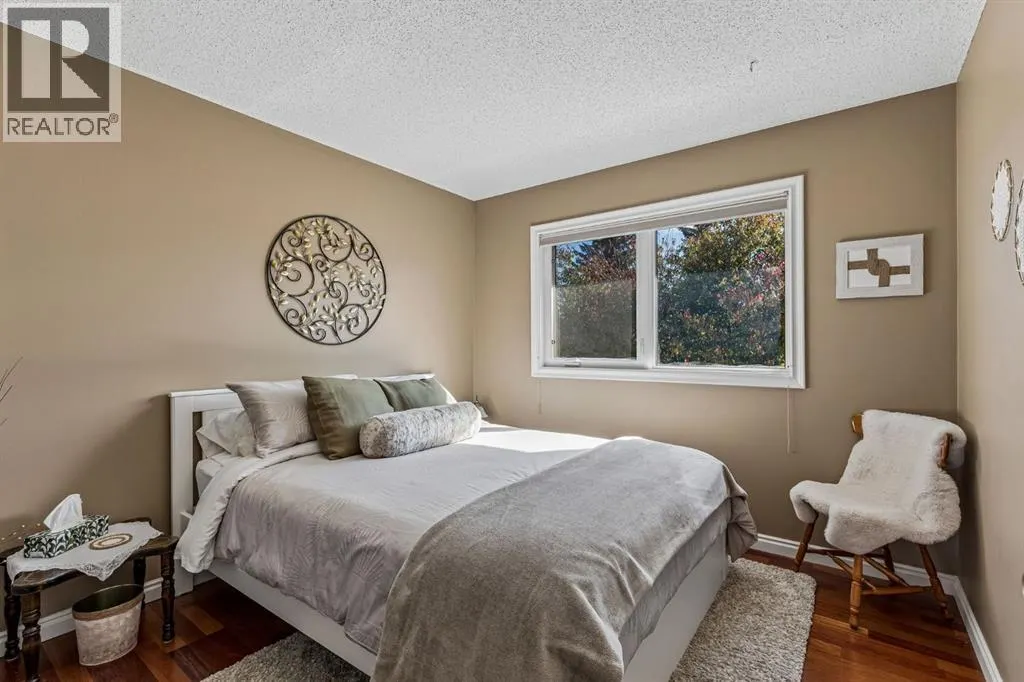 19 Woodbrook Road SW