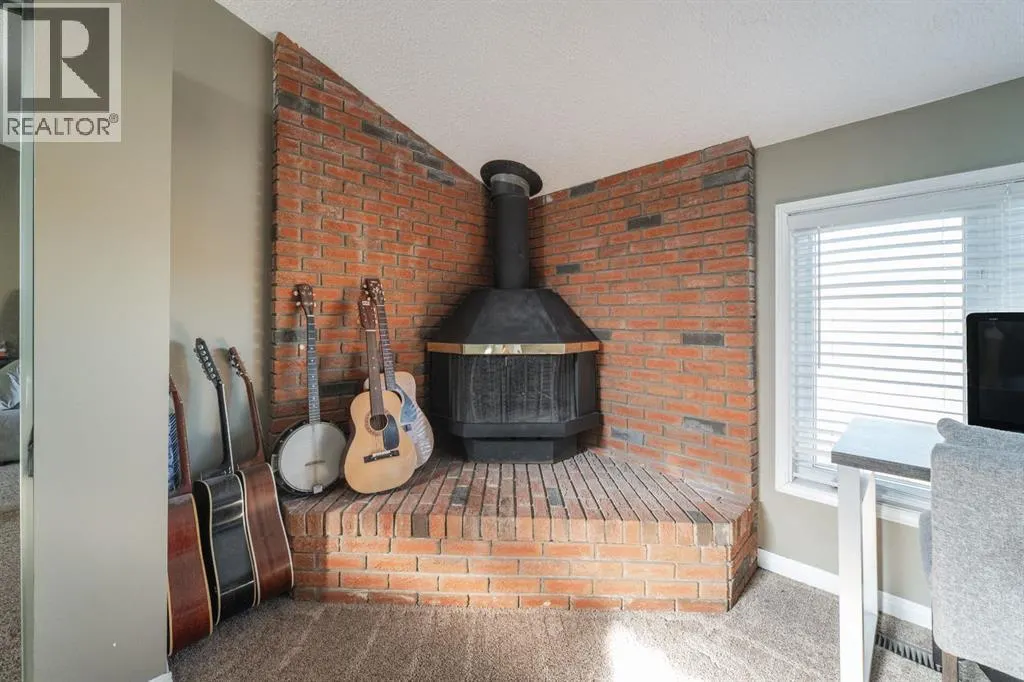162 Maclaren Crescent