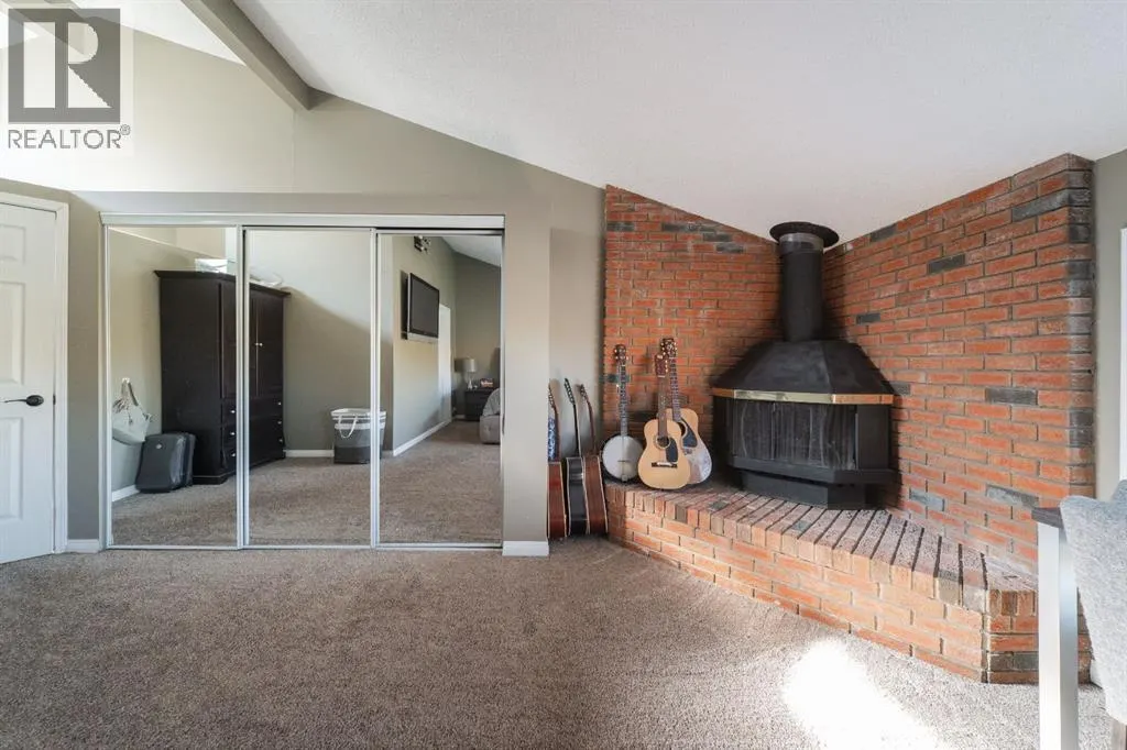 162 Maclaren Crescent