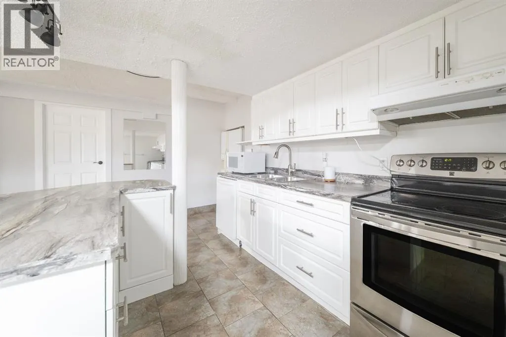 162 Maclaren Crescent