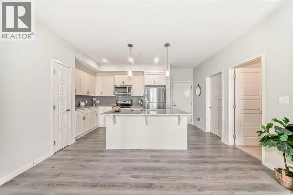 215, 20 Seton Park SE