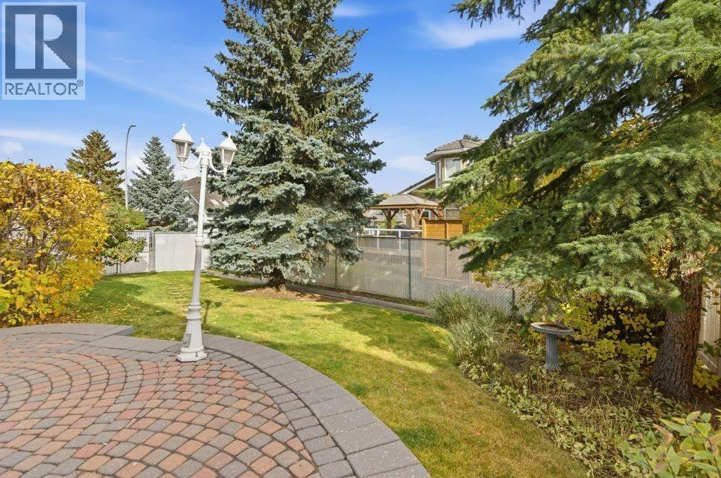 119 Woodpark Circle SW