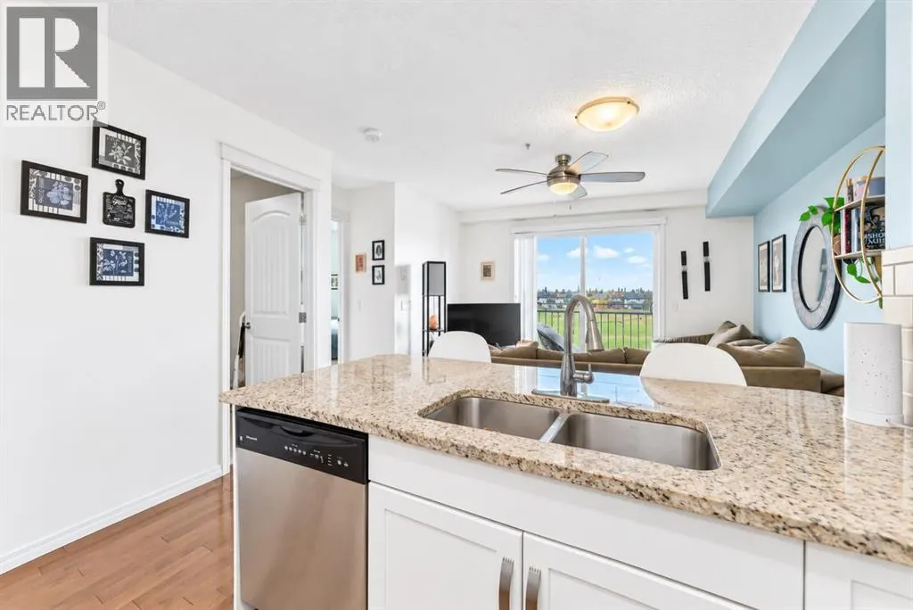 3312, 115 Prestwick Villas SE