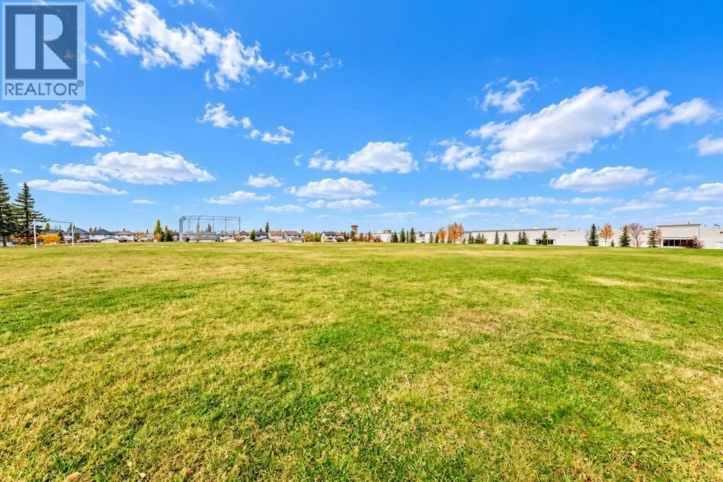 3312, 115 Prestwick Villas SE
