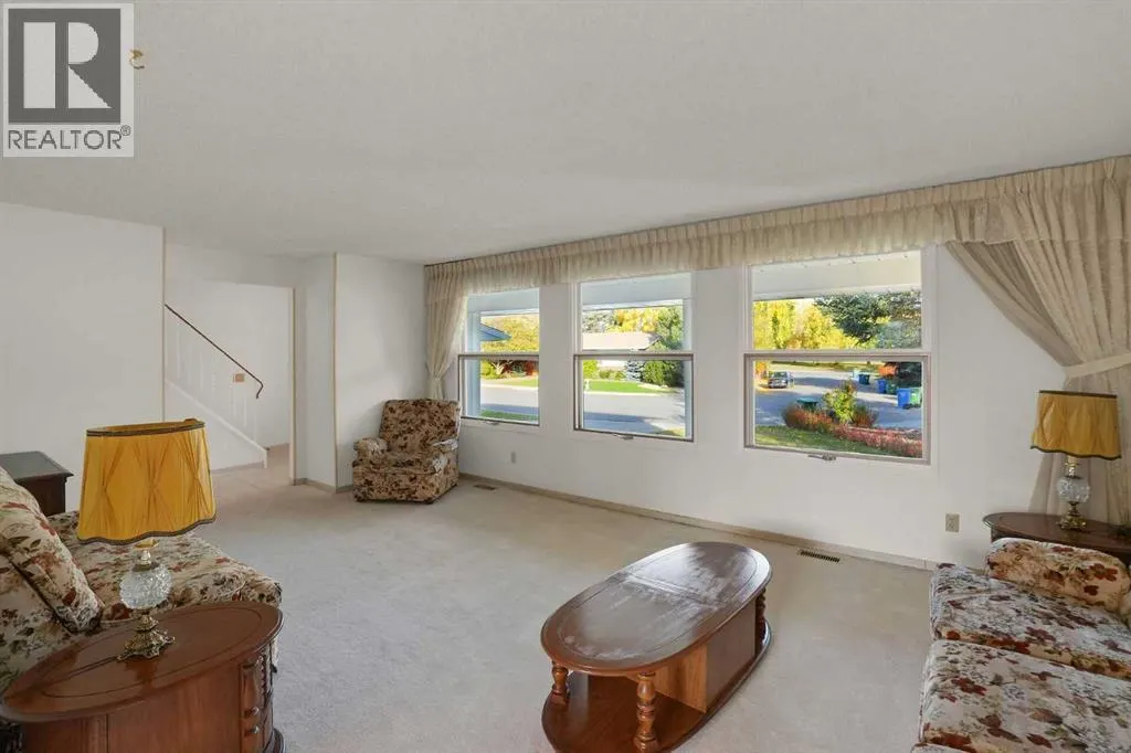 161 Braniff Crescent SW