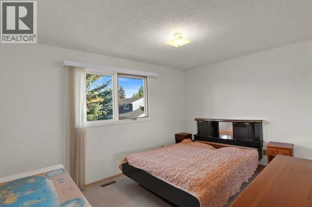 161 Braniff Crescent SW
