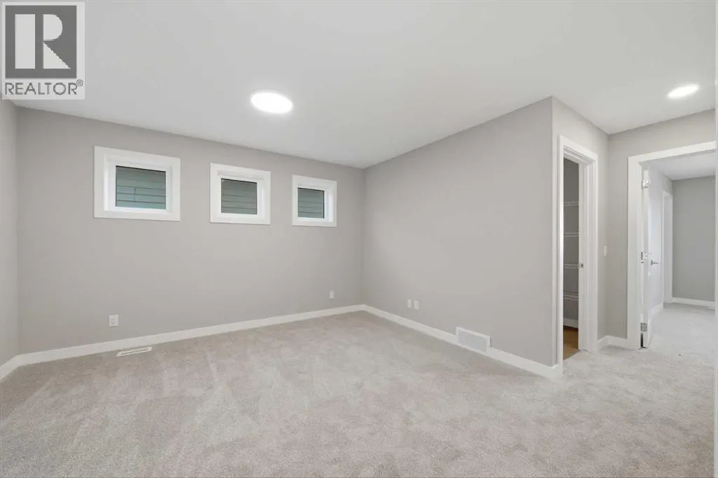 59 Belvedere Crescent SE
