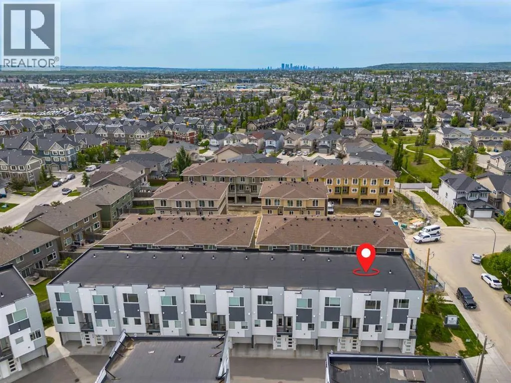 202, 101 Panatella Square NW