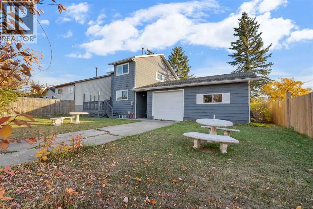 120 Whitefield Drive NE