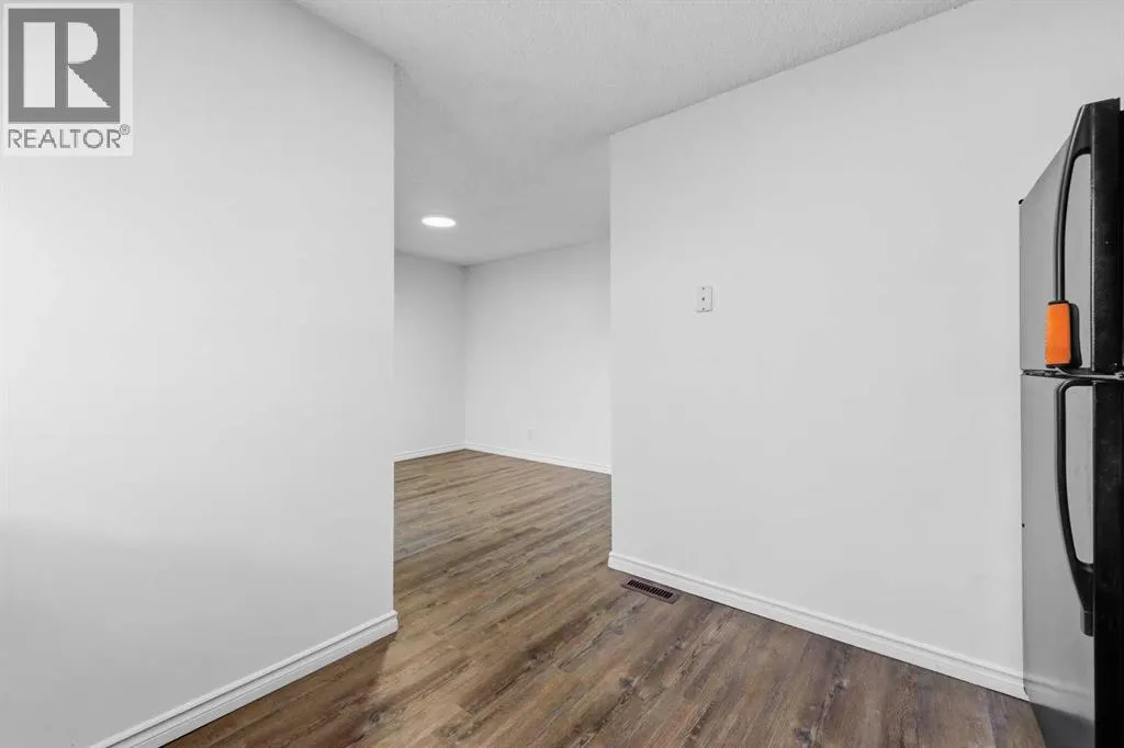 120 Whitefield Drive NE