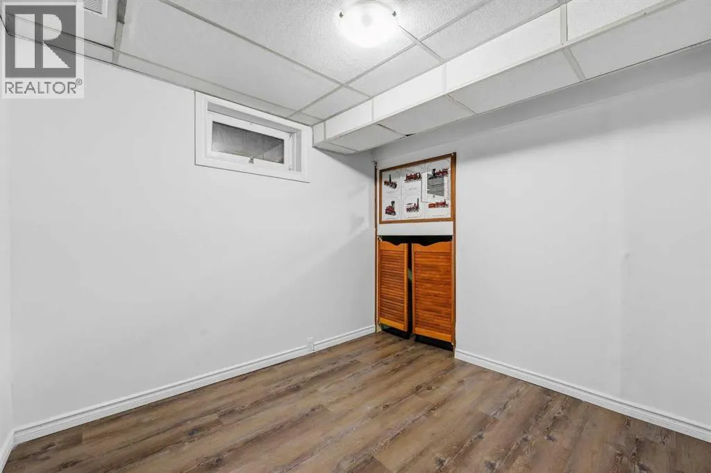 120 Whitefield Drive NE