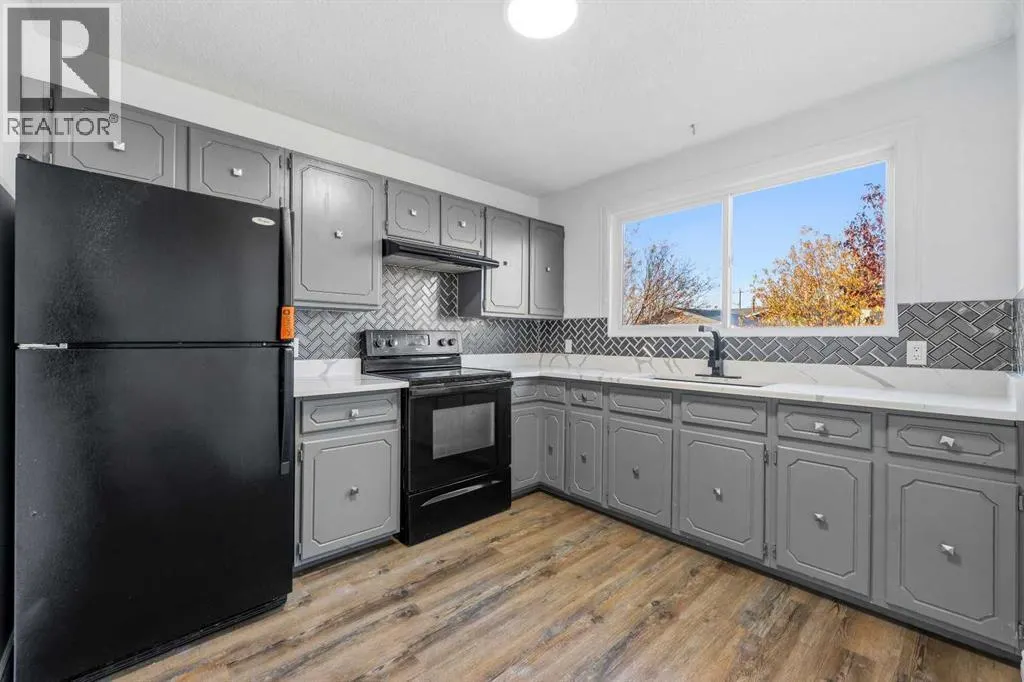 120 Whitefield Drive NE