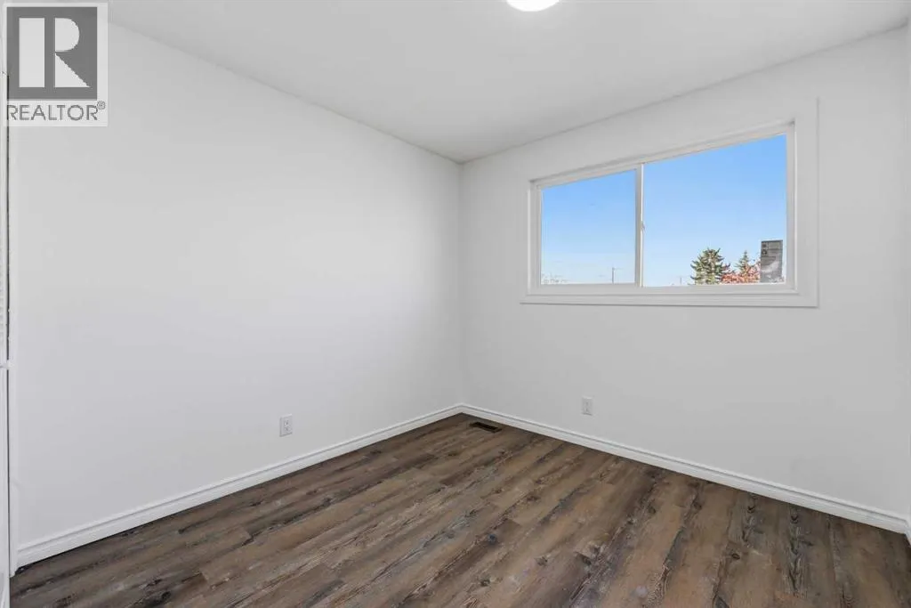 120 Whitefield Drive NE