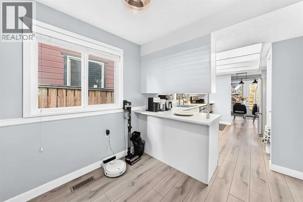 52 Cedargrove Road SW