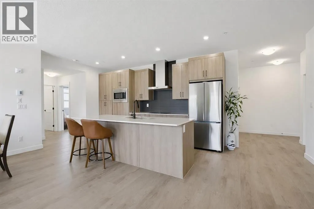 1207, 55 Lucas Way NW