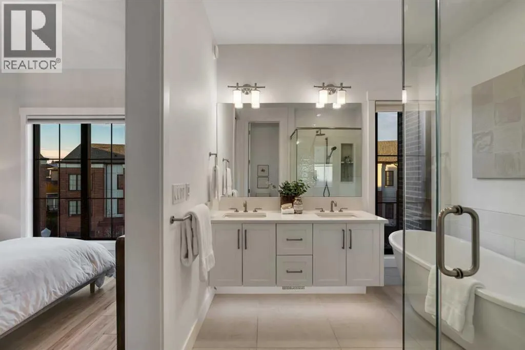 27, 130 Discovery Drive SW