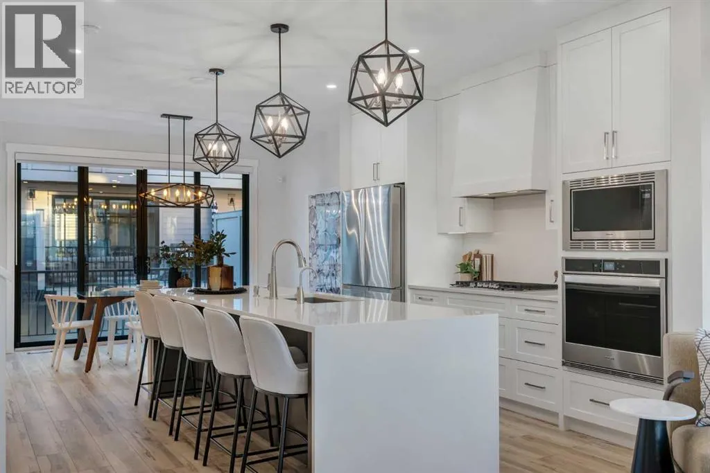 27, 130 Discovery Drive SW