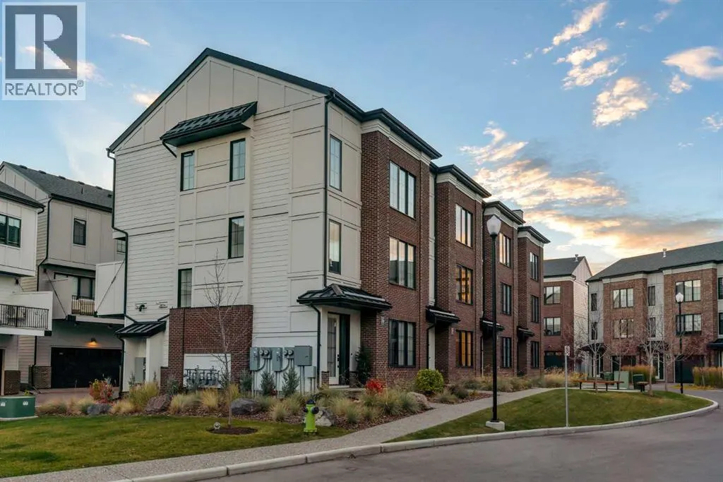27, 130 Discovery Drive SW
