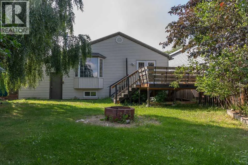 110 Bird Crescent