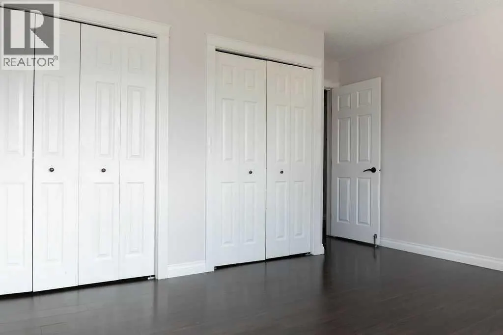 110 Bird Crescent