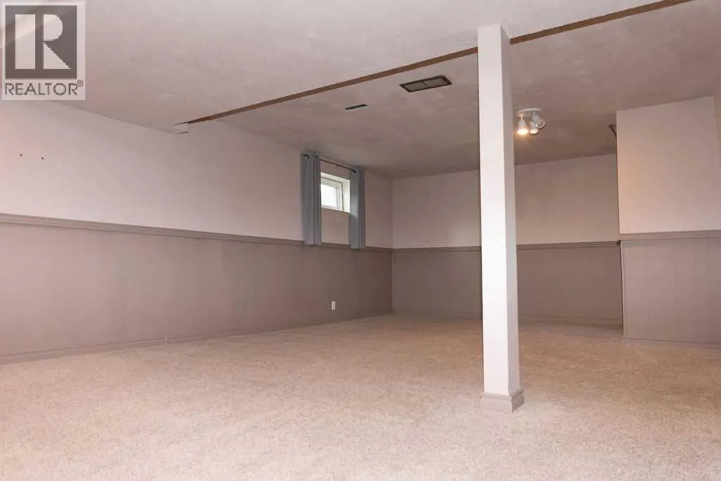 110 Bird Crescent
