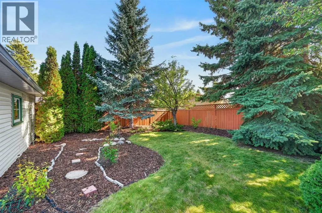 637 Willowburn Crescent SE