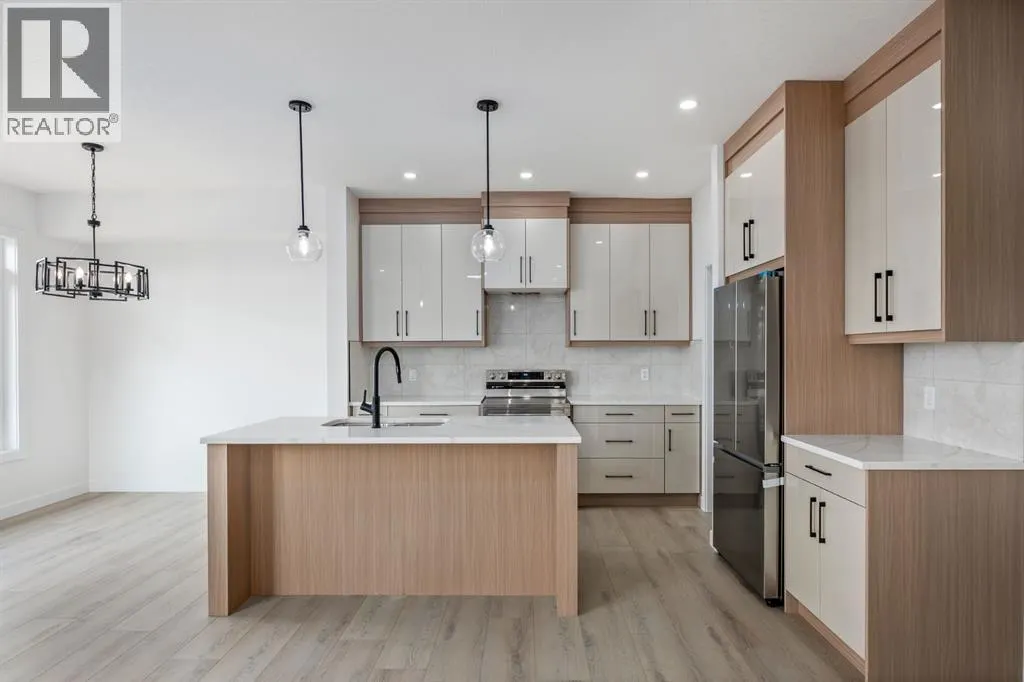 142 Lakewood Crescent