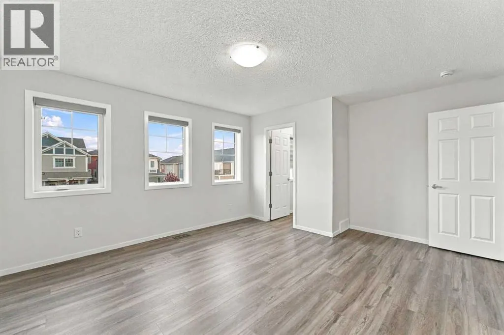 5006 Windsong Boulevard SW