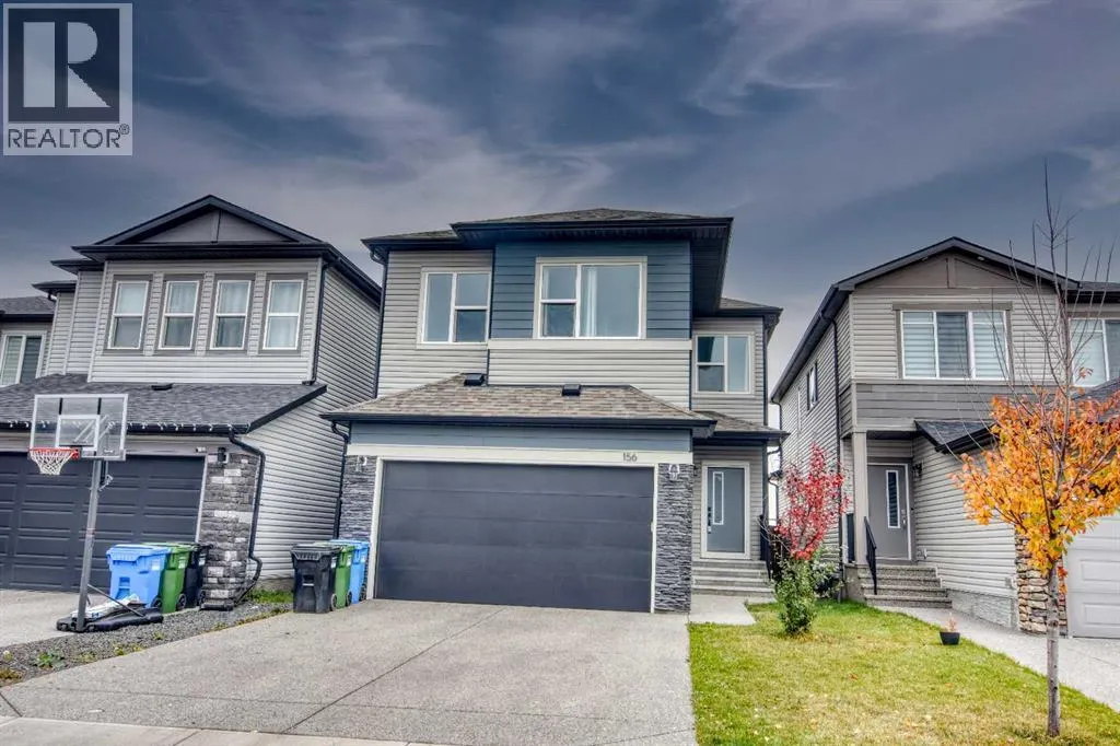 156 Savanna Way NE