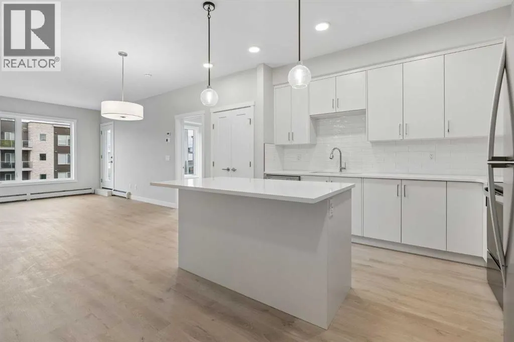 312, 655 Shawnee Square SW