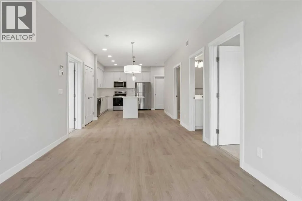 312, 655 Shawnee Square SW