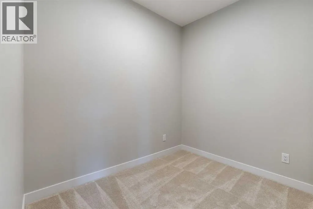 312, 655 Shawnee Square SW