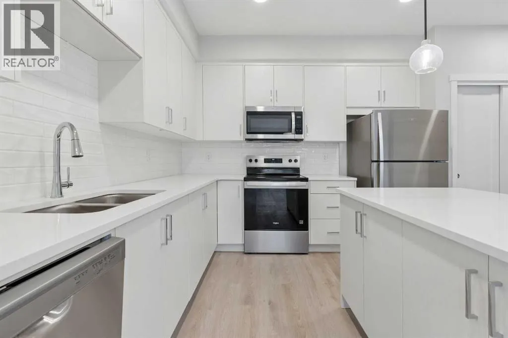 312, 655 Shawnee Square SW