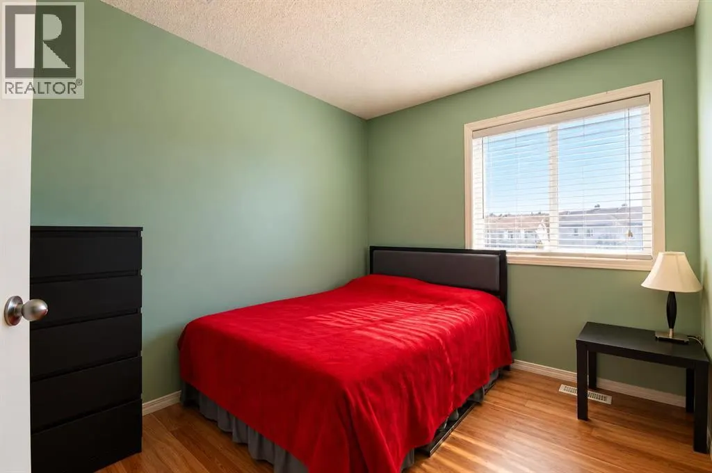 29 Elgin Mews SE