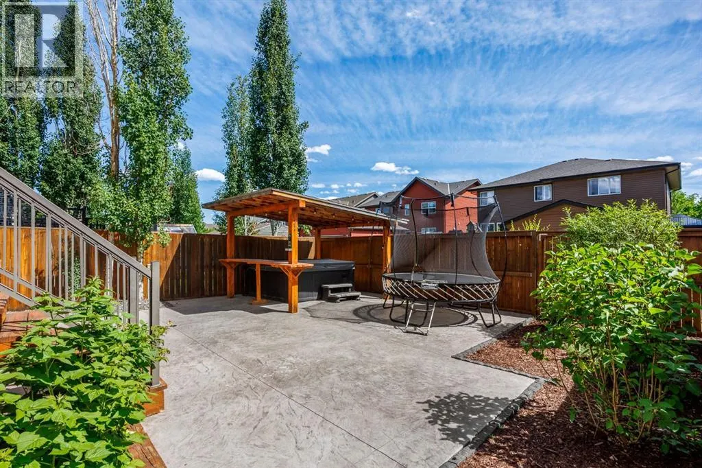 31 Chaparral Valley Way SE