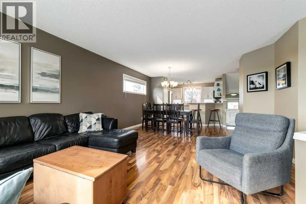 131 Tuscany Ridge Terrace NW
