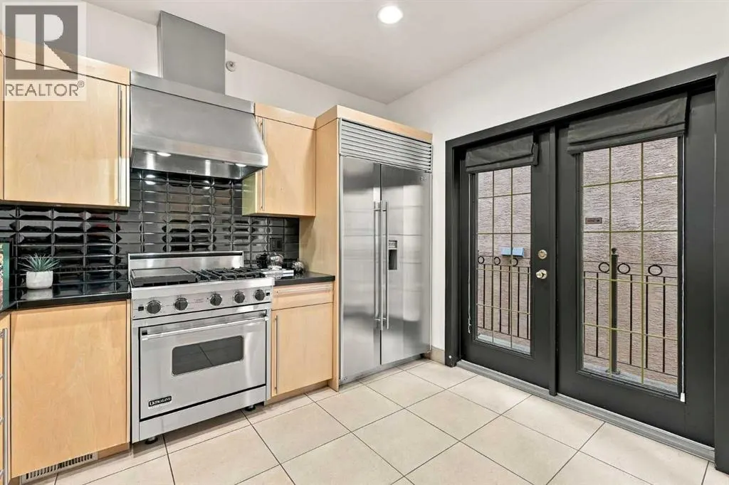 1908 10A Street SW